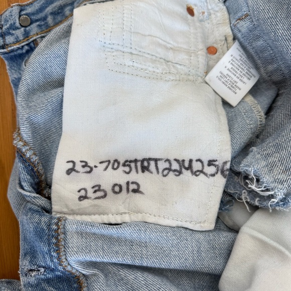 Re/Done + Levi’s | Indigo A Rip | Light Blue Straight Leg Jeans - Picture 6 of 6